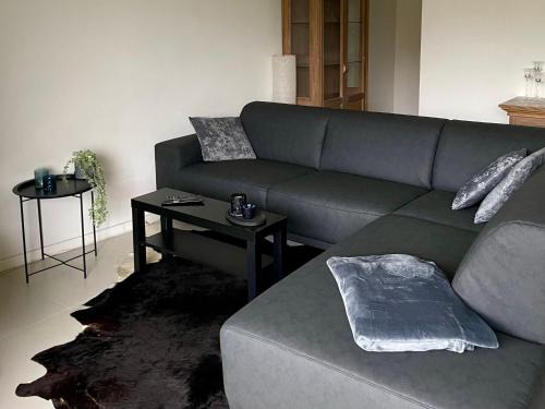 Mortsel Apartment | Duplex appartement in rustige woonwijk