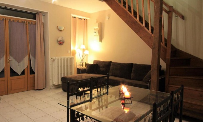 Lorcy Apartment | Duplex Confortable avec Équipements Modernes à 20min de Montargis et Pithiviers - FR-1-590-175