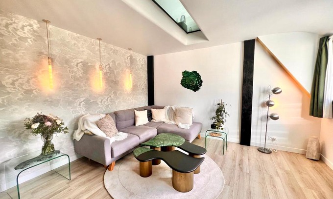 Noisy-sur-Ecole Apartment | Duplex Design - in the heart of Fontainebleau's forest - Climber's dream - Few min walk from the most emblematic climbing spots of Fontainebleau - TroisPignons - Overlooking the park of a castle - Ideal Digital Nomad, business trip