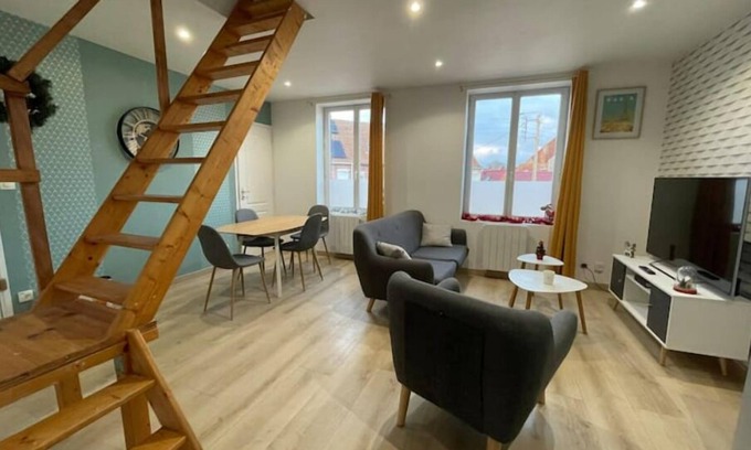 Phalempin Apartment | Duplex Lumineux - 5min de la Gare - Hypercentre