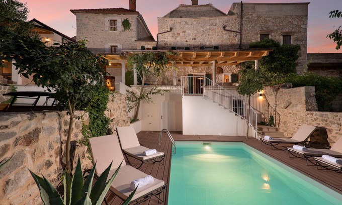 Pitve Villa | Dvor Pitve Villa A - feel the magic of luxury and tradition