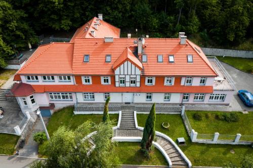Prudnik Bed & Breakfast | Dworek Szumilas