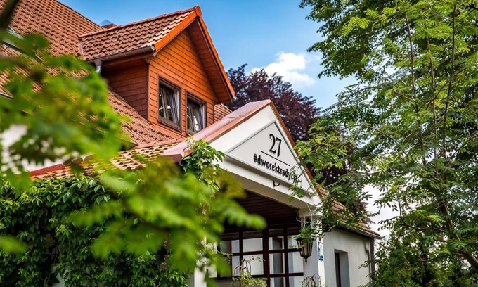 Łobez House | Dworek Tradycja