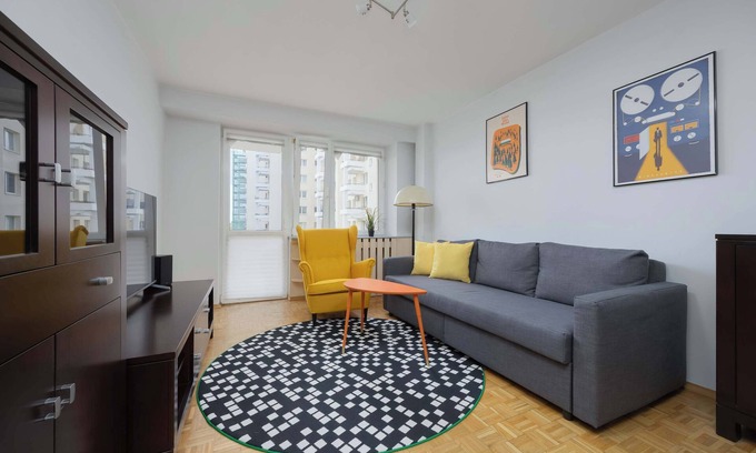 Muranow Apartment | Dzika 6 | Warsaw | Spacious Apartment | Wi-Fi