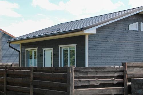 Kurzeme House | Dzintarjūras namiņš
