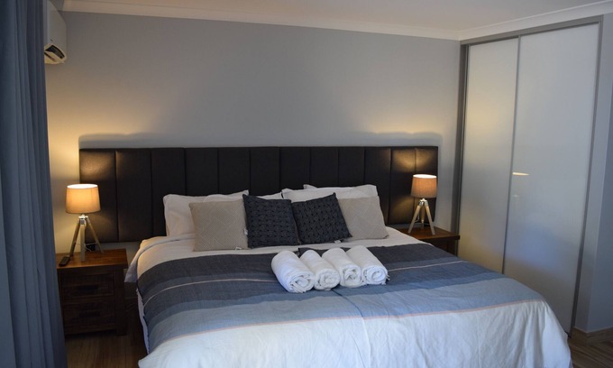 Naturaliste Bed & Breakfast | Eagle Bay House - Winter Room