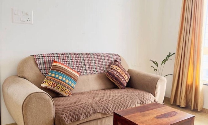 Paud Apartment | Eagle's Nest: Beautiful 2 BHK AC flat Baner, Pune