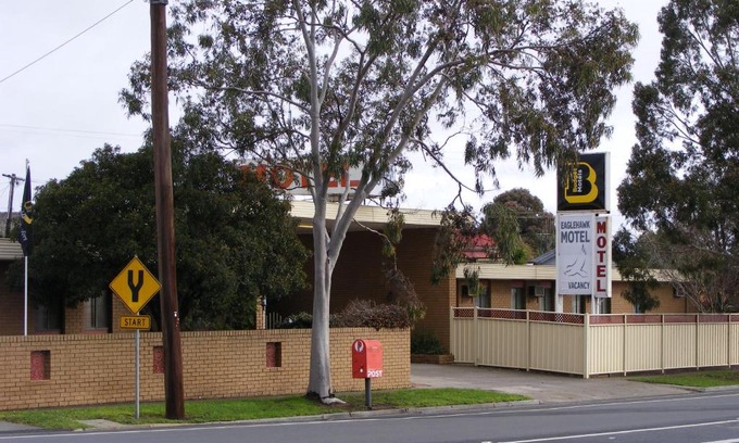 Eaglehawk Hotel | Eaglehawk Motel Bendigo