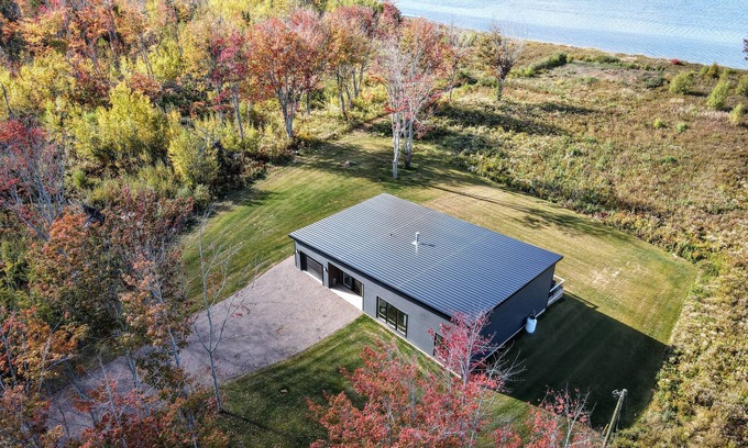 Beaubassin East House | Eagles Point - Waterfront Wilderness Retreat with Stunning Views!