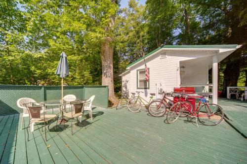 Austinburg House | Earths River Retreat Kayaks Wineries and GOTL