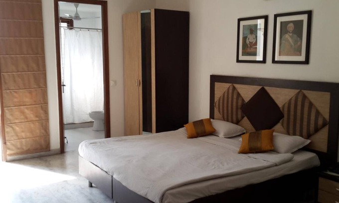 Delhi Bed & Breakfast | East End Retreat