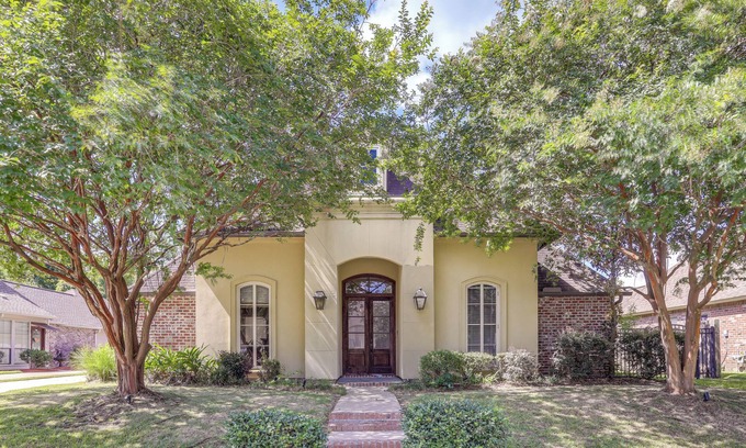 Prairieville House | Easy Access to I-10: Family Home in Prairieville!