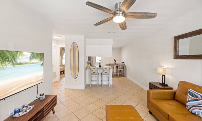 Port Lagoon House | Easy. Clean. Simple. Panama City Beach FL