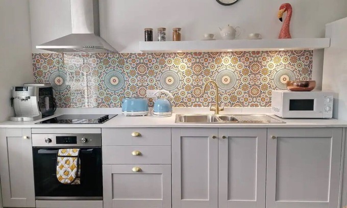 Montpellier House | Eclectic 1BD in the Heart of Cheltenham
