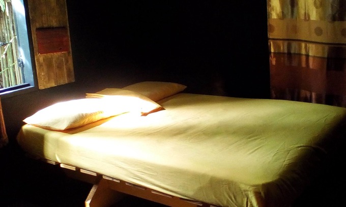 Port Antonio House | Eco-Rustic Museum House & Art Stage between two beaches