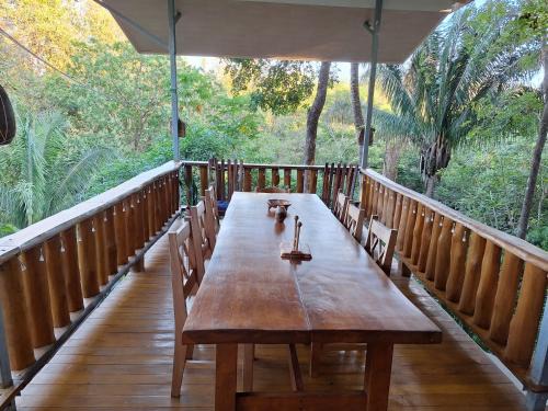 Samara House | Eco-Turismo Guayacanes