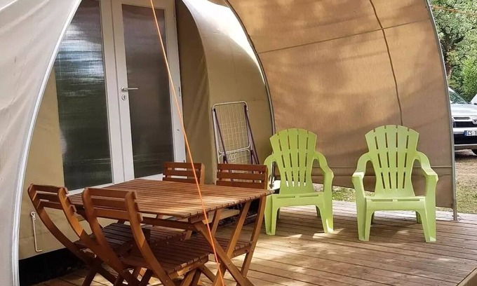 Saint-Paul-Trois-Chateaux House | ECOLO COCOSWEET 2 Schlafzimmer + Kochnische + Terrasse - ohne Sanitär 4 Personen