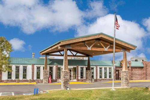 Rawlins Cabin | Econo Lodge Rawlins