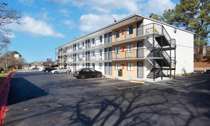 Lithonia Cabin | Econo Lodge