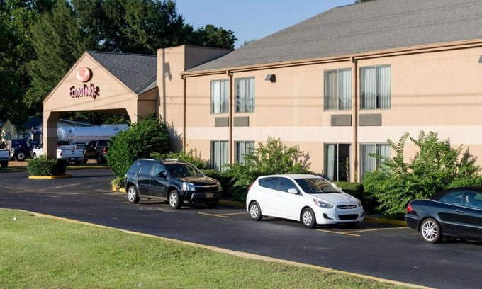 Yazoo City Cabin | Econo Lodge