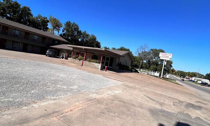 Pauls Valley Hotel | Economy Inn Express