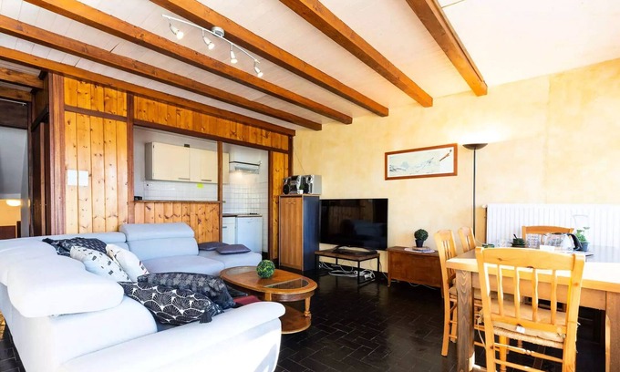 Pla d'Adet Apartment | Edelweiss Residence - Apartment 7 people near ski slopes of Pla d'Adet