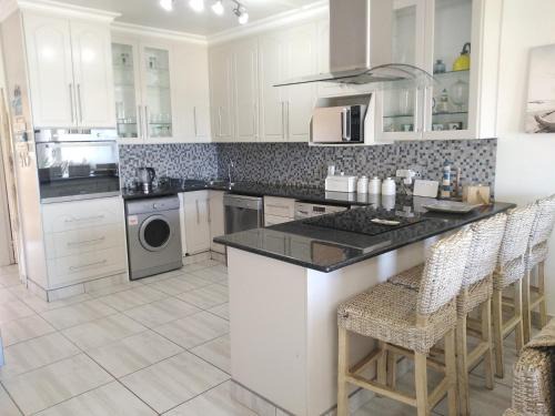 Shelly Beach Apartment | Eden Dunes - Shelly Beach