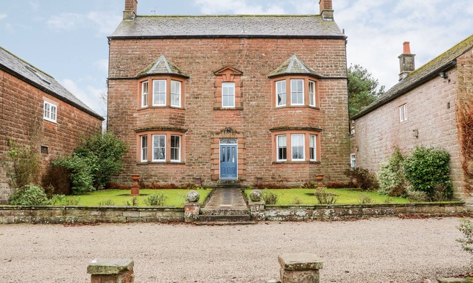 Penrith Cottage | EDEN HOUSE, family friendly, character holiday cottage in Edenhall