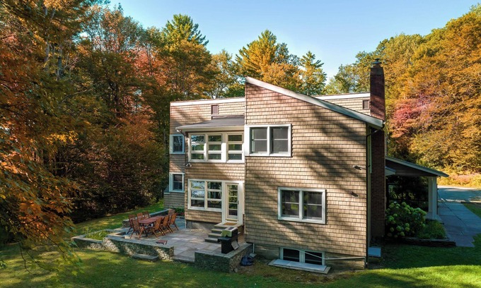 Forestburgh House | Eden Pond - Stunning Mid-Century Catskills Home