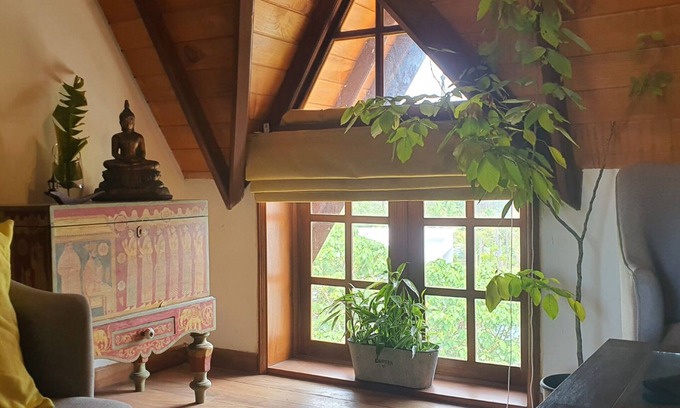 Polgasowita Bed & Breakfast | Edgefield Residence