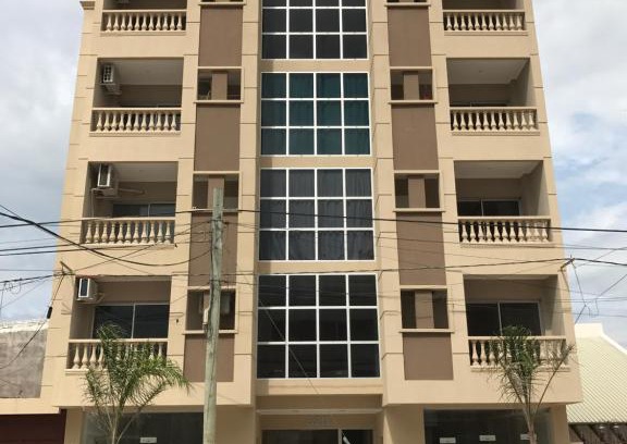 Charata Apartment | Edificio Tomy