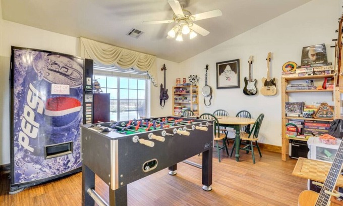 Pahrump Apartment | Edit P21070 - Katie Ln @ Pahrump