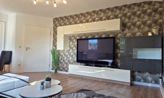 Budesheim Apartment | Eifelauszeit - Large apartment with garden, pet-friendly