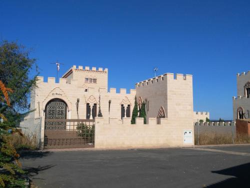 El Robledo Villa | El Alcázar