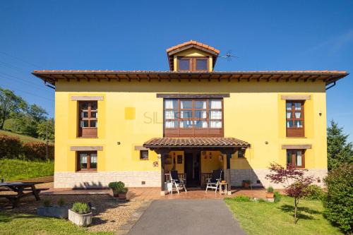 Cereceda Hotel | El Balcón Del Profesor By Silastur
