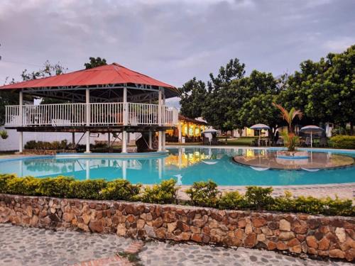 El Cerrito Hotel | EL EDEN HOTEL RESORT