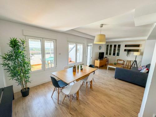 Barrio de San Lorenzo Apartment | El Halcon del Pirineo ComoTuCasa