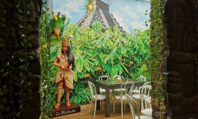 Pinto Hostel | El Indio CHocolatería Boutique Hostel