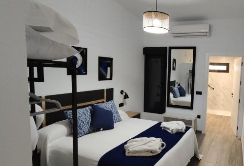 Arroyo de la Luz Apartment | El Mirador De Las Golondrinas NÚMERO DE REGISTRO TR CC 00551