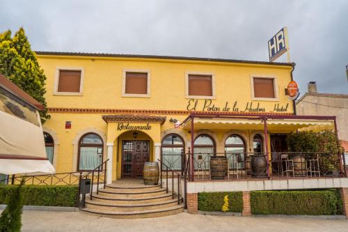 Vecinos House | El Porton de la Huebra