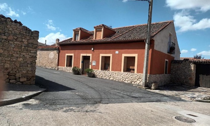 Mata de Quintanar House | El Refugio de la Esquina