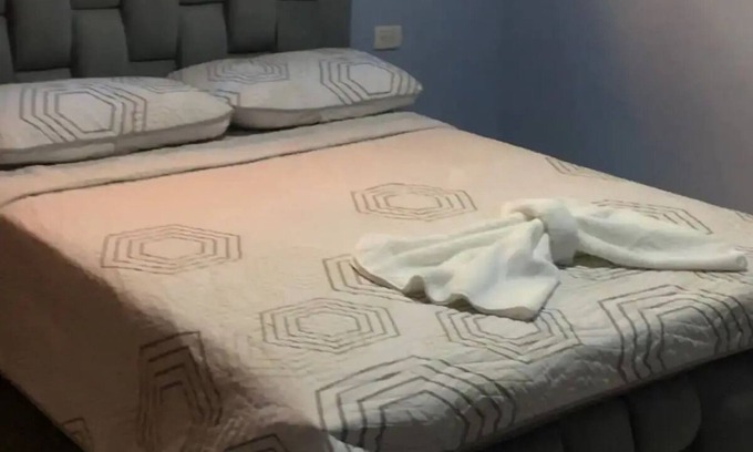 Sur Occidente Apartment | El Reposo Real/Cozy Room with Private Bathroom.