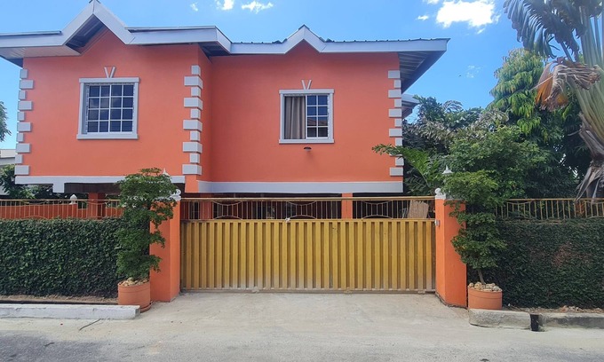 Tunapuna Apartment | El Rincón- Hermosa Vista, a spacious studio apt. which caters to your every need