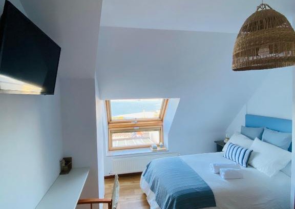 Elvina House | EL TRASTERO DE PALMERO