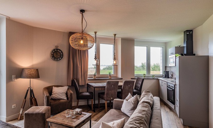 Krautsand Apartment | Elbe view apartment D3 R2 - Balcony with Elbe view - Ferien auf Krautsand GmbH