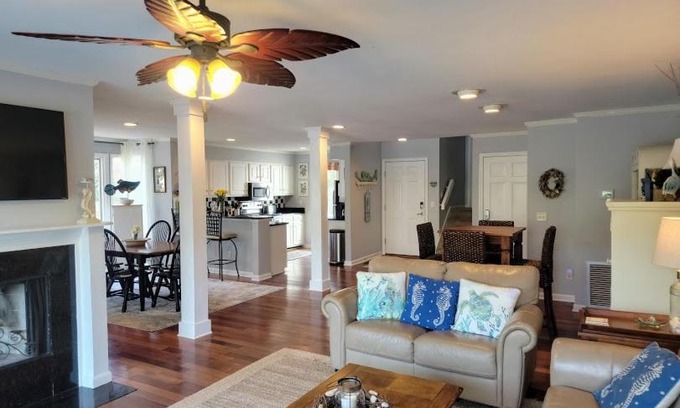 Isle of Palms Villa | Elegant 3 BR 3 BA Wild Dunes Gated Resort Villa with 2 Golf Courses, Beach and Pool