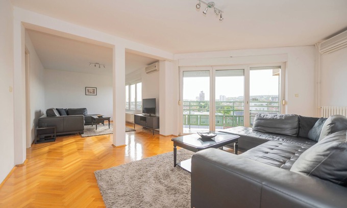 Palilula Apartment | Elegant 4-Bedroom Penthouse with Panoramic Belgrade Views