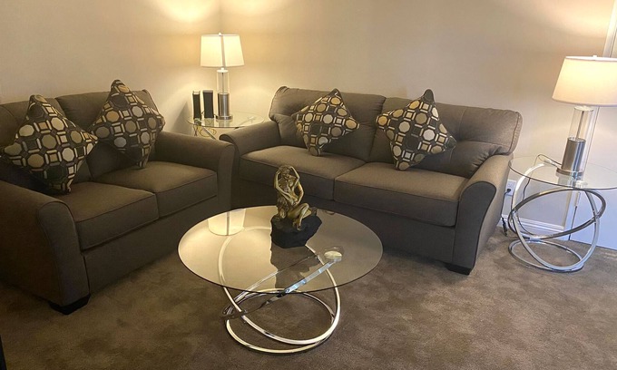 South Gate Apartment | Elegant and Modern Apartment near downtown LA