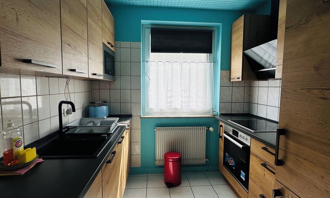 Bielefeld Apartment | Elegant apartment with dream kitchen, Smart TV with Netflix for free