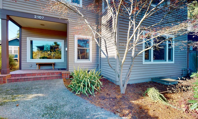 North Admiral House | Elegant dog-friendly home near Seattle Aquarium with game room, fireplace & W/D